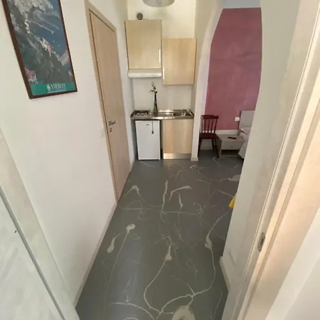 Macloud Pub Bed & Breakfast *